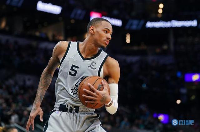 罗马诺：曼联对加纳乔转会要价7000万欧 切尔西已进行正式接触